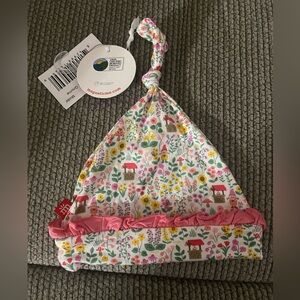 Magnetic me baby hat